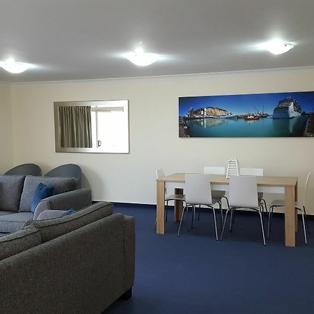 Breakwater Apartments Нейпир Экстерьер фото
